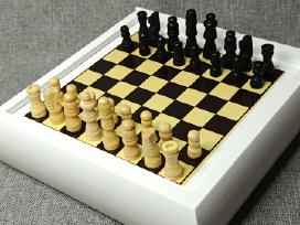 5 žaidimų rinkinys šachmatai šaškės nardai kortos