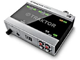 Native Instruments Traktor Scratch A6 + Vinyl