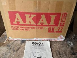 Juostinis magnetofonas Akai 77