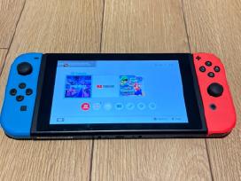 Nintendo switch + 2 žaidimai