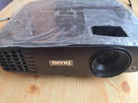 Beno~ projektorius
