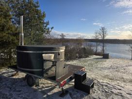 Didelio kubilo su galingu jacuzzi nuoma