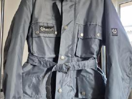 Belstaff striukė