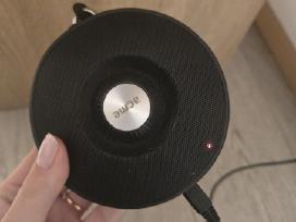Nedidelė bluetooth kolonėlė