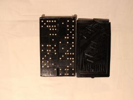 Stalo žaidimas "Domino"!
