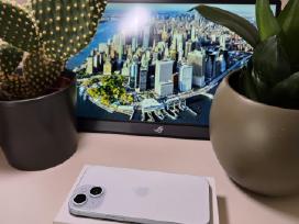 Apple iPhone 15