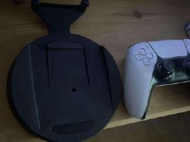 Vertikalus ps5 fat stovas ir ps 5slim stovas.