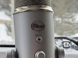 Blue yeti sidabrinis mikrofonas