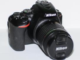 Nikon D5600 + Af-p 18-55mm Vr objektyvas