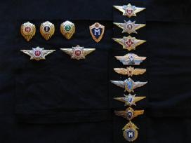 Ženklai " Master ","Nastavnik".