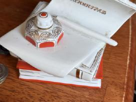 Vintažinė sovietinė suvenyrinė rašymo porcelianinė
