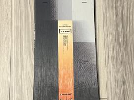 Beveik nauja Nitro Team 152cm