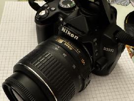 Nikon D3000