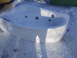 Jacuzzi burbulinė masažinė dziakuzi vonia