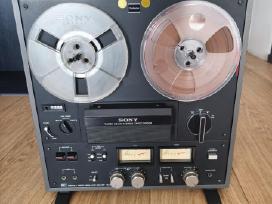 Sony Tc-399 juostų grotuvas kolekcinio stovio