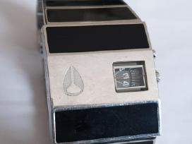 Nixon The Rotolog 8e