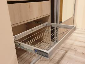 Stilingų ir kokybiškų prieškambario baldų gamyba