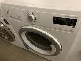Electrolux skalbimo mašina-džiovyklė