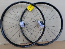 Shimano 29" ratai