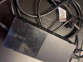 Xbox one maitinimo blokas
