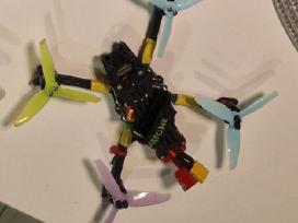 Fpv wallksnail dronai