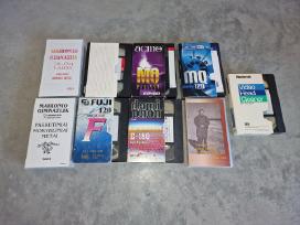 Vhs kasečių rinkinys su įrašais + galvučių valymo