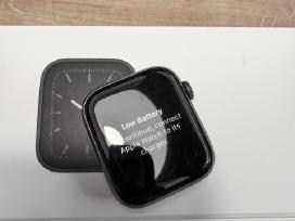 Apple Watch series 5 44mm Space Gray