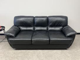 Sofa,biuro stalai,spintelės,biuro kedes