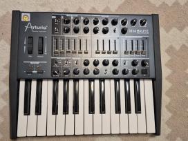 Arturia Minibrute mk1