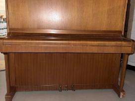 Petrof 125-1 pianinas