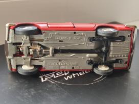 1:43 gaz 24 volga a14 be made in ussr