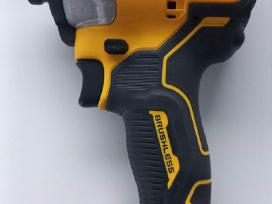 Dewalt impaktas Atomic
