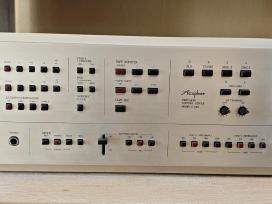 Accuphase c 240