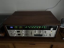 Vintažinis audio resyveris Sansui
