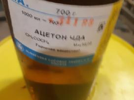 Acetonas