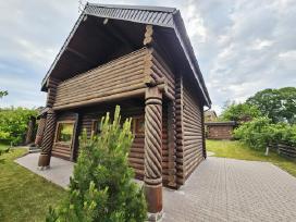 Rąstinis sodo namas