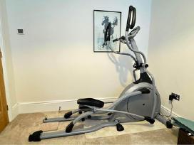 Elipsinis treniruoklis Vision Fitness X6200