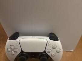 Playstation 5 slim su viskuo turiu ir dėžę