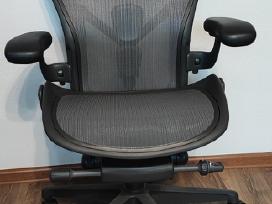 Herman Miller Aeron Remastered B