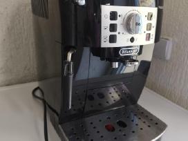 Kavos aparatas "Delonghi Magnifika S"