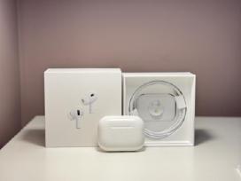 Airpods pro (2 generation, lightning + magsafe)
