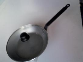 Plieninė 28 cm de buyer keptuvė