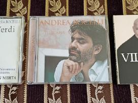 CD kompaktai