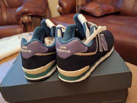 Nauji vaikiški New Balance sportiniai batai.