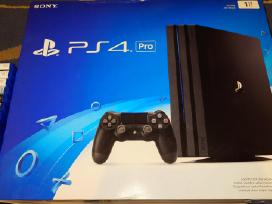 Playstation 4 Pro 1tb (2 pultai, 16 žaidimų)