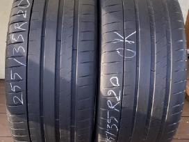 Vasarines automobiliu