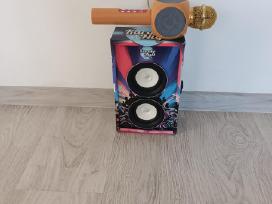 Parduodu karaoke kolonele su mikrofonu