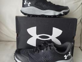 Bėgimo sportbačiai 42 dydžio Under Armour