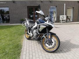 Naujas motociklas Cfmoto 700mt