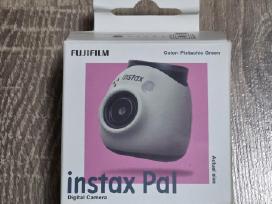 Fujifilm instax Pal